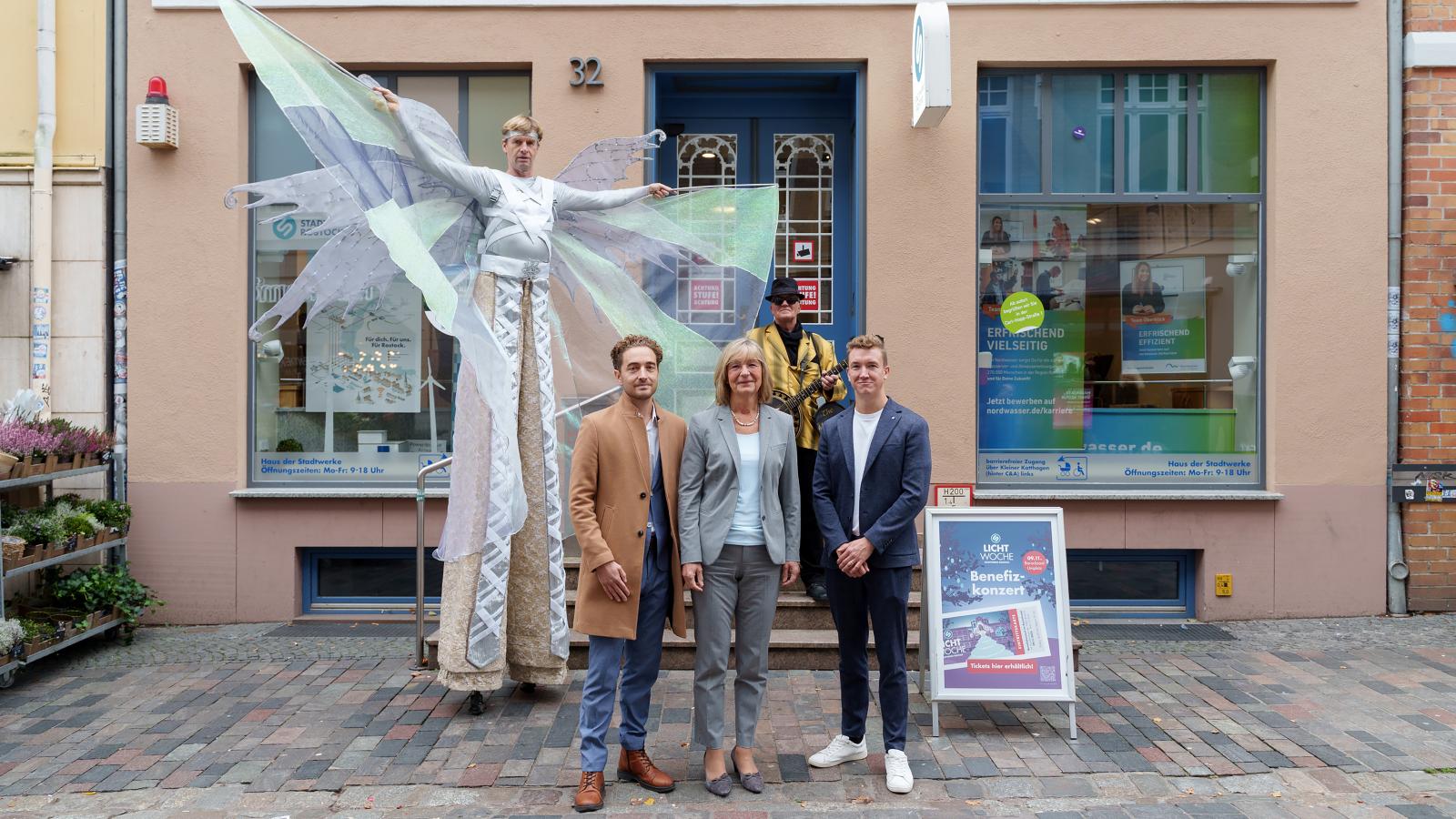 Pressesprecher Alexander Christen, Vorstand Ute Römer & Leiter Unternehmenskommunikation der Stadtwerke Rostock Stephan Pröber
Foto: Holger Martens
